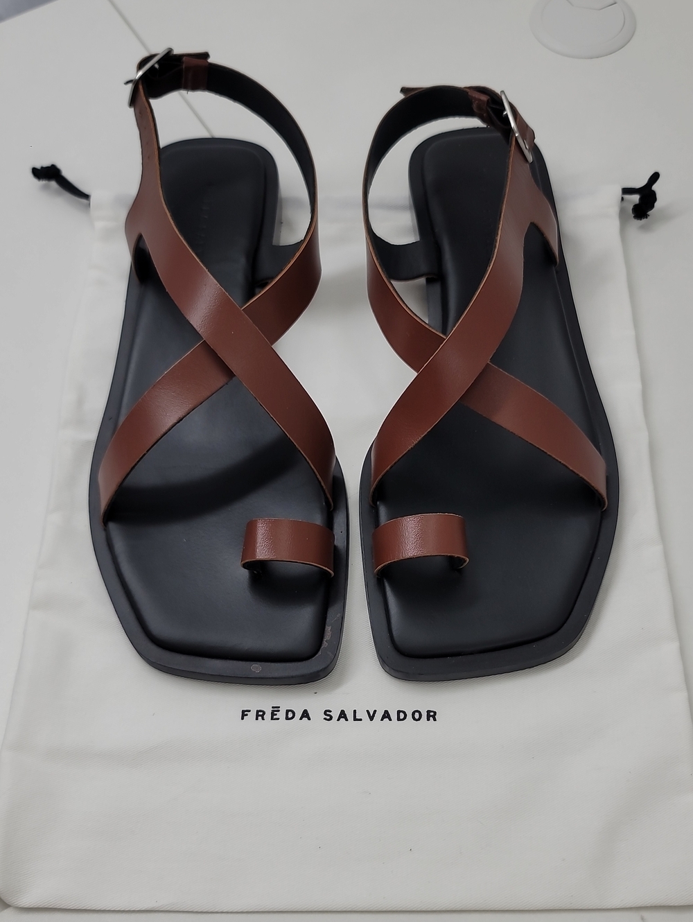 Freda Salvador Nwt Paxton Sandal in Chocolate Calf Leather Size 11